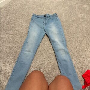 FITJEANS Women's Sky Blue Skinny Jeans